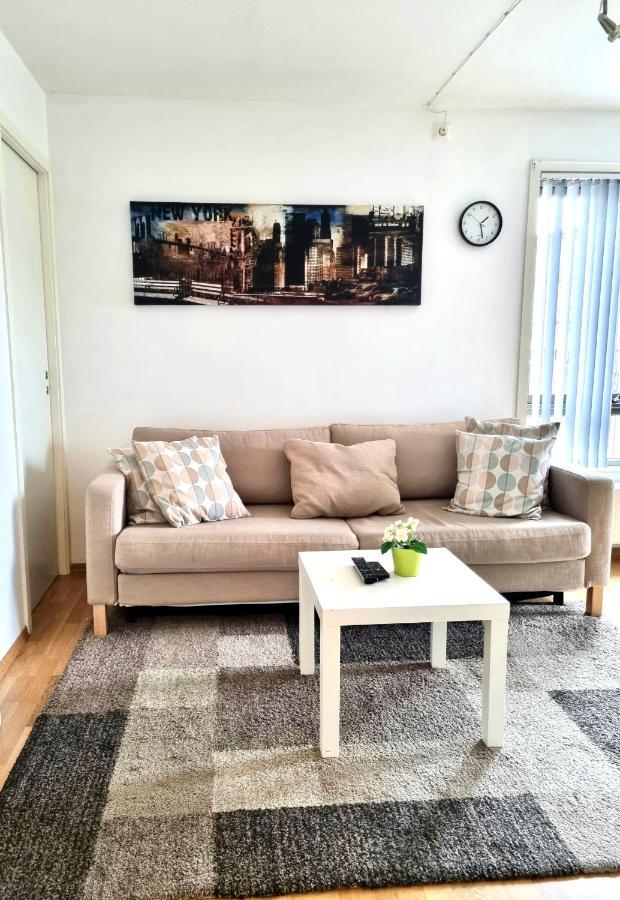 Demims Apartments - Lillestrøm Centre - 12mins from Oslo Airport Extérieur photo